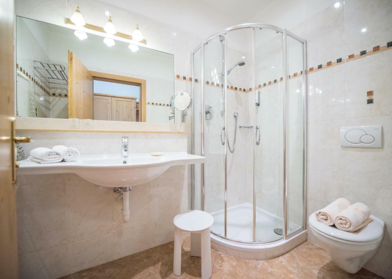 Hotel Walter Шена Екстериор снимка